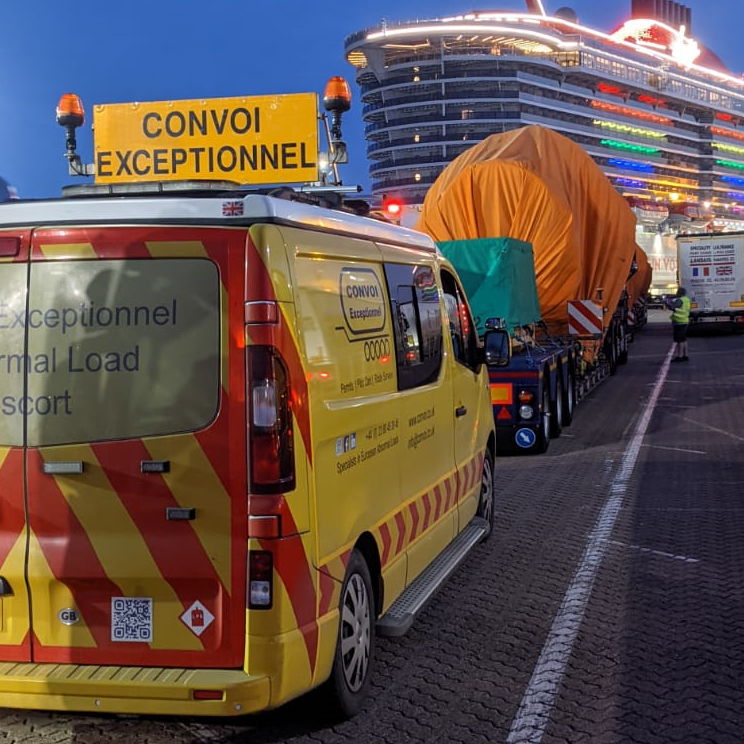 Convoi Exceptionnel Escort Car Services for XL Transport UK & Europe