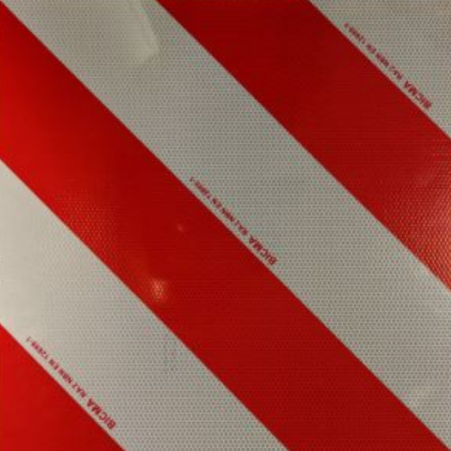 Convoi Exceptionnel Abnormal Load width markers for France, Belgium and the rest of Europe.